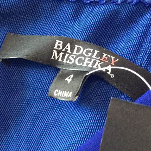 Badgley Mischka off-the-shoulder gown - Picture 11 of 14